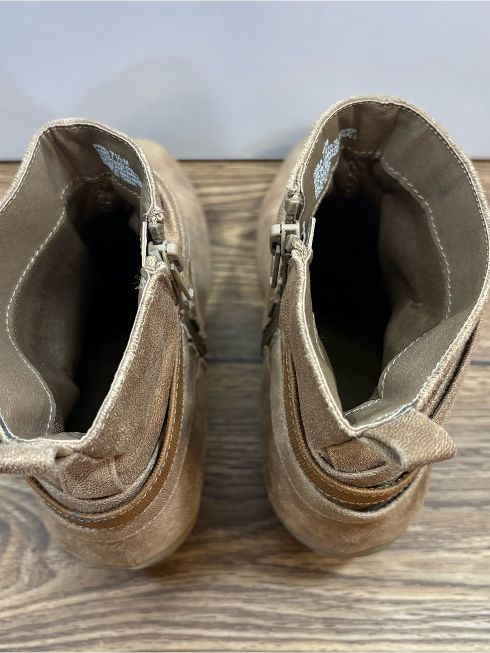 Kim Rogers Pamila Western Boho Faux Suede Ankle Booties Taupe 7.5 - Picture 8 of 12